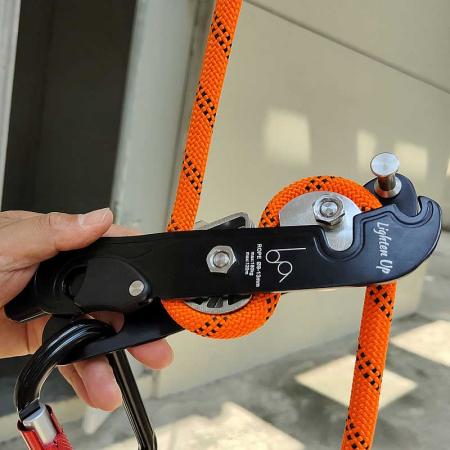 Climbing Gear Ascender and Rappelling Descender Belay Devices for 9-12mm Rope 