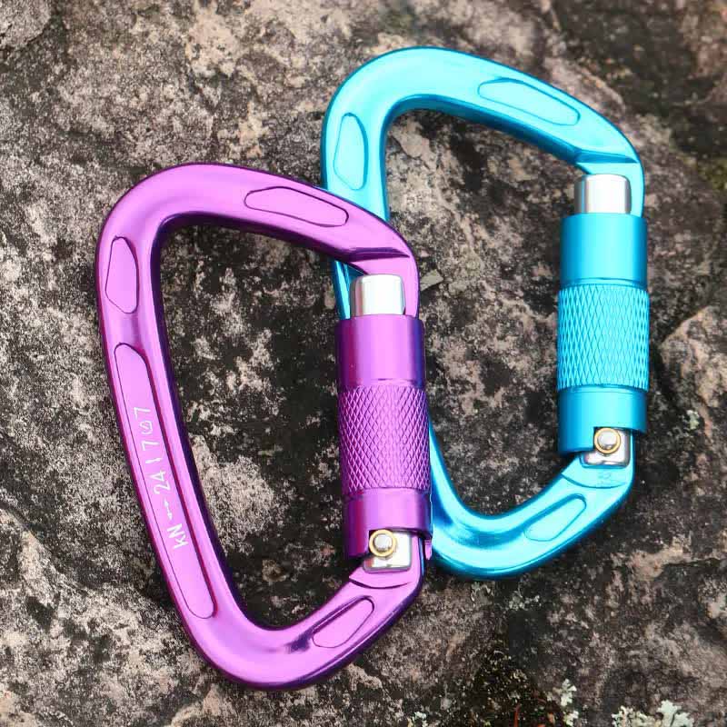 Auto locking carabiner Auto locking carabiner