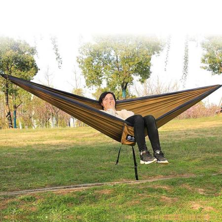 Amazon Hot Selling Outdoor Camping Hammock Portable Douable Hammock with Tree Strap 