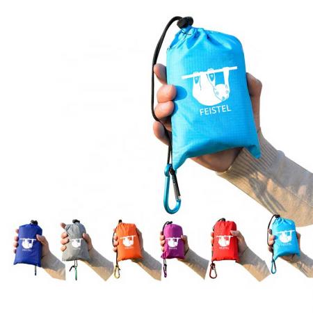 High Quality Portable Waterproof Pocket Picnic Beach Mat 