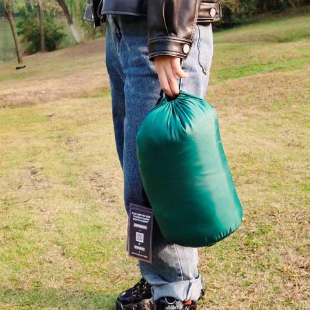 Ultralight Foldable Waterproof Outdoor Camping Blanket Wearable Nylon Down Blanket