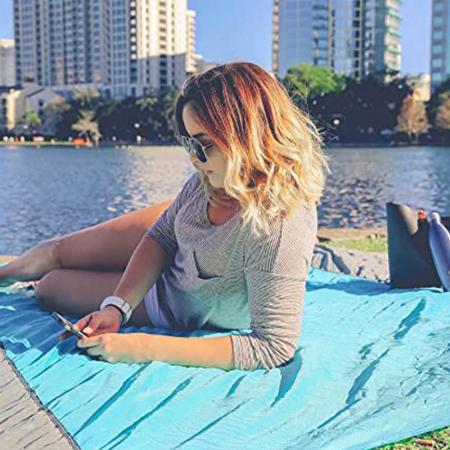 Sandproof Waterproof Picnic Mat For Hiking Park Travel 
