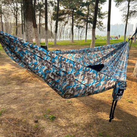 Lightweight Nylon 2 Person Hammock Mosquito Net Camouflage Pattern Portable Outdoor Hammock 